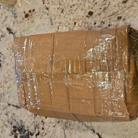 Godinger Christmas Sleigh Salad Bowl NWT - Picture 9 of 10